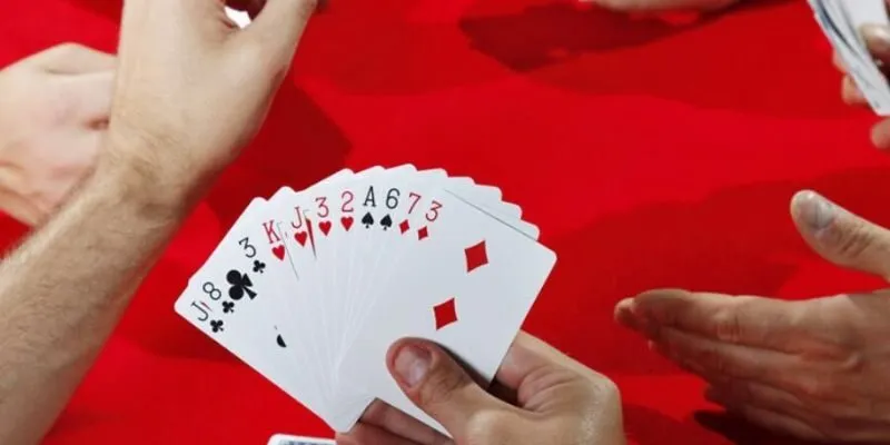 Cách chơi game bài tiến lên: Quy tắc và mẹo chơi hiệu quả